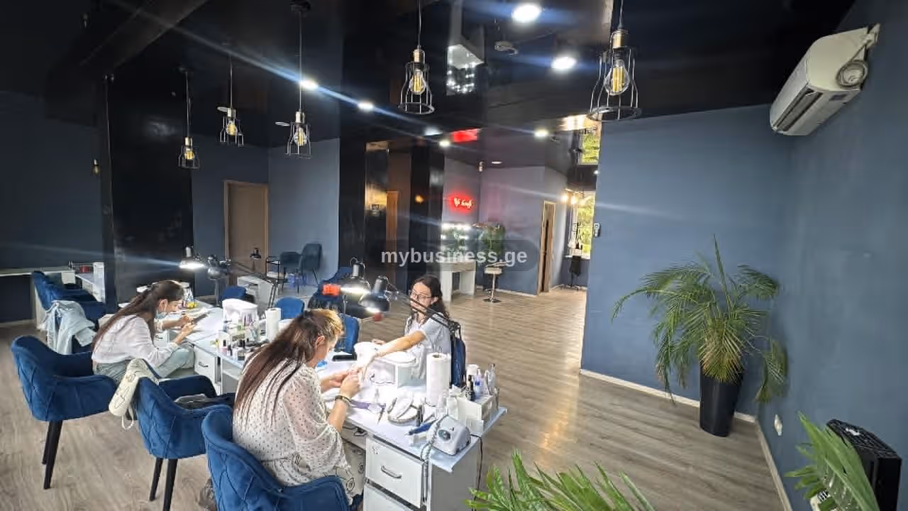 იყიდება სილამაზის სალონის ბიზნესი თბილისში (3/9)