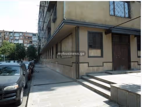 იყიდება კომერციული ფართი თბილისში (11/11)